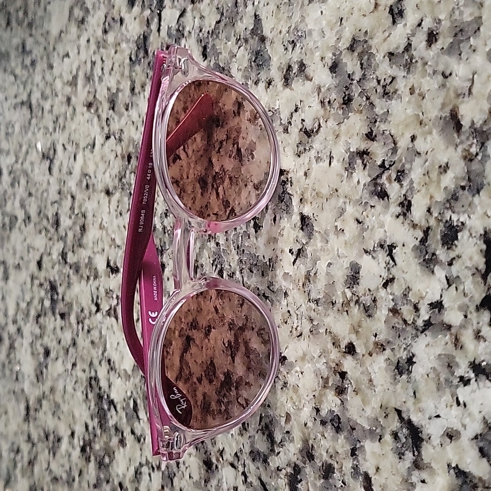 Child Ray-Ban sunglasses